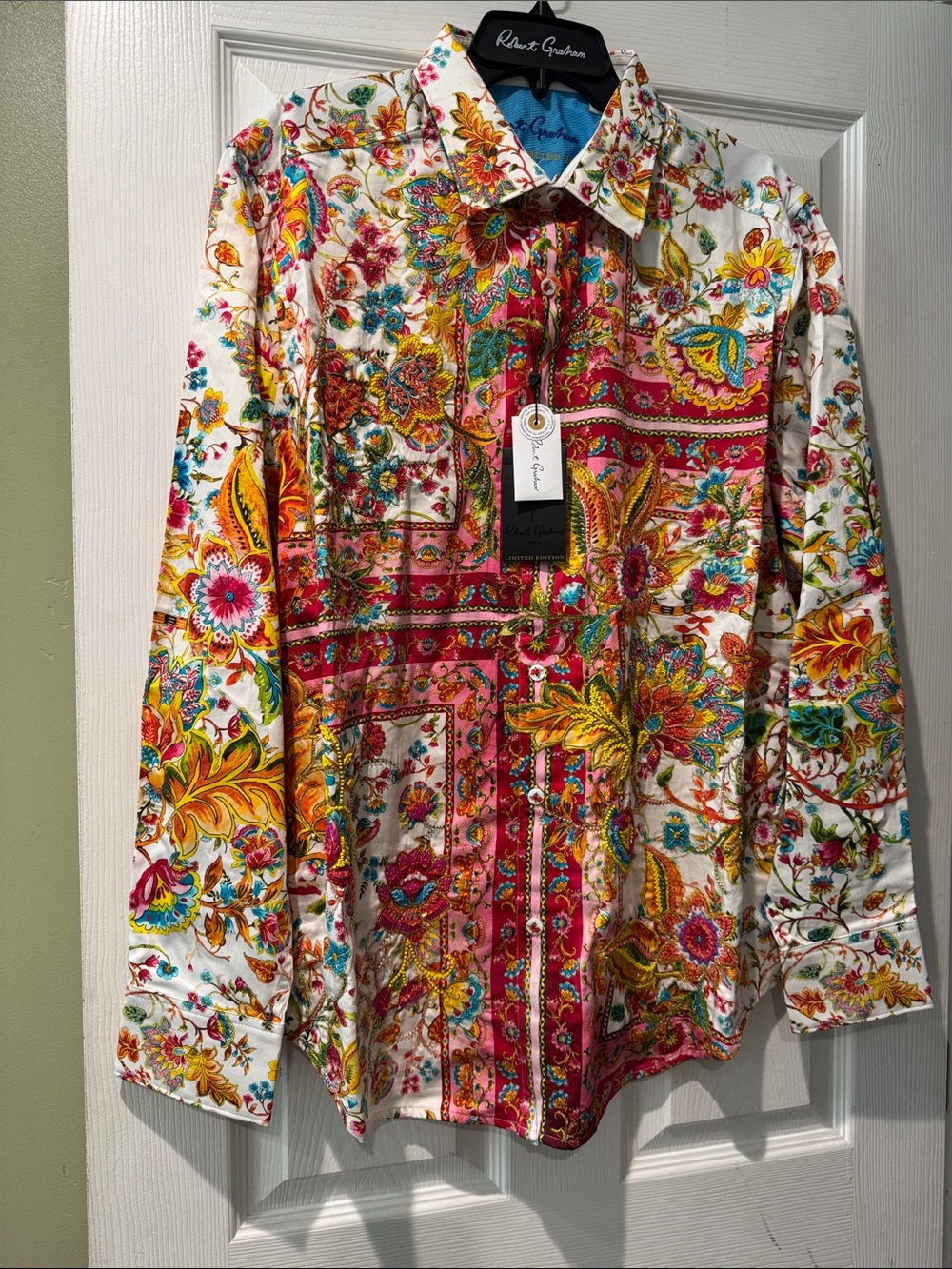 Robert Graham Limited Edition "Giverny Flowers" Shirt - Picture 4 of 14
